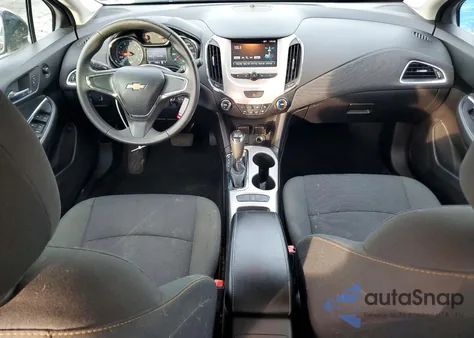 2017 Chevrolet Cruze Ls z USA, uszkodzony, nr VIN 1G1BC5SM2H7192630